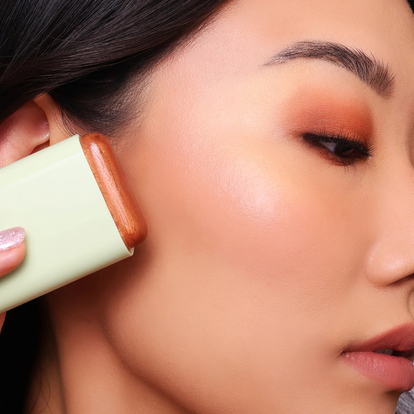 Pixi – Bronzer/Contorno On-The-Glow Bronze Tinted Moisture Stick